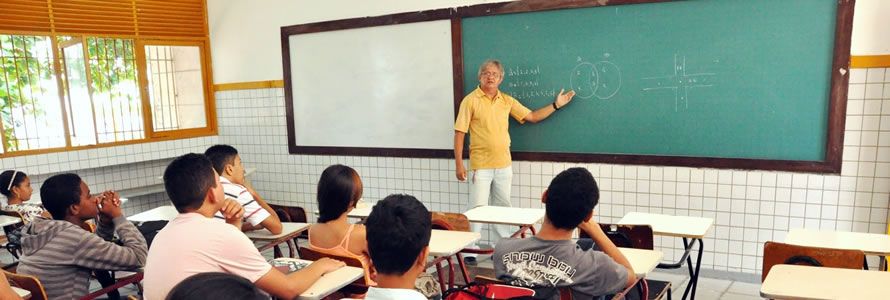 como criar site de escola